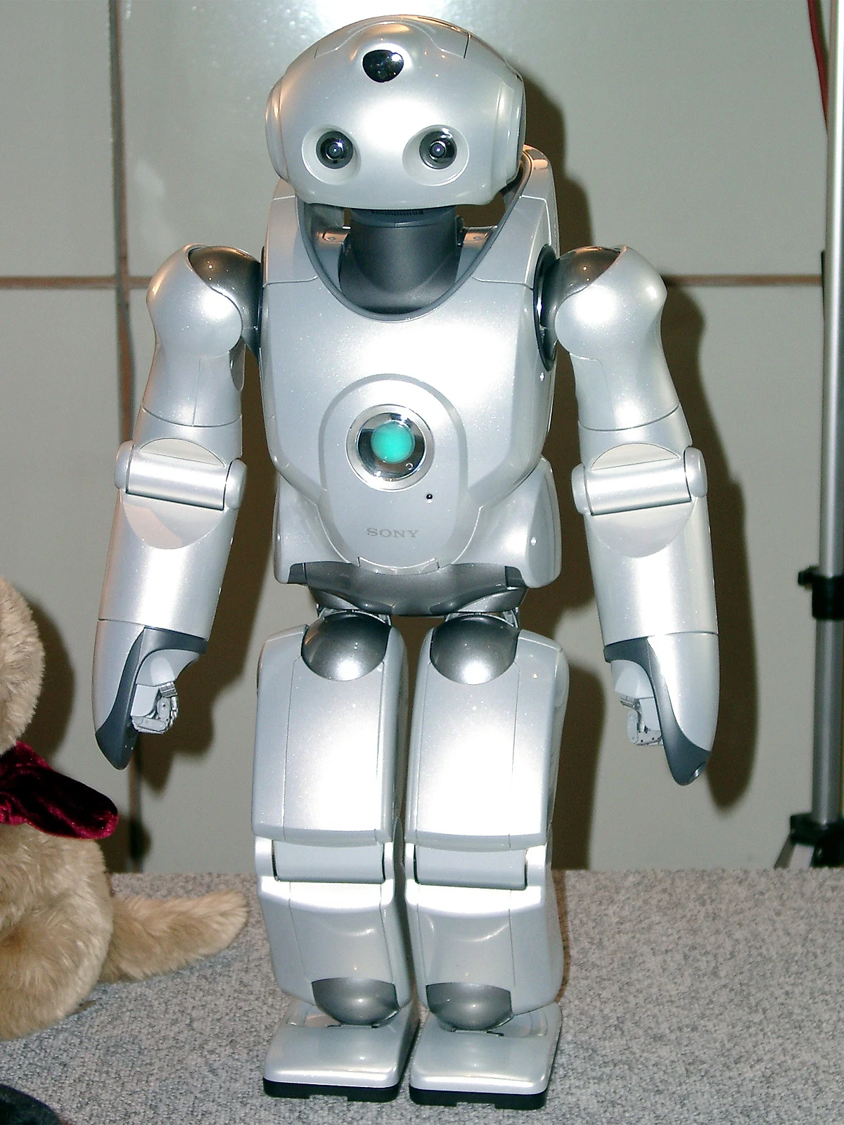 Sony QRIO compact entertainment humanoid robot